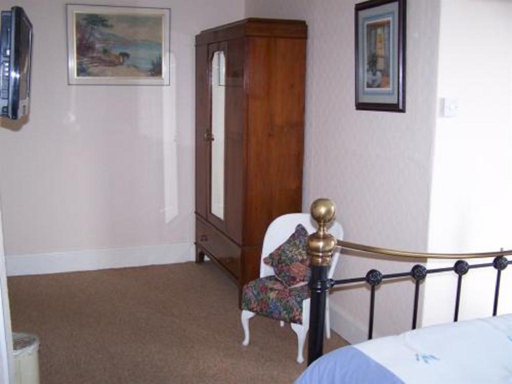 Rainbow Ridge Guest House 伊尔弗勒科姆 客房 照片
